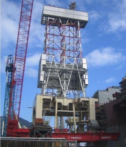 STRUTTURE OFFSHORE PER LA PIATTAFORMA DI TRIVELLAZIONE SCARABEO 8 – INTERMARE SARDA